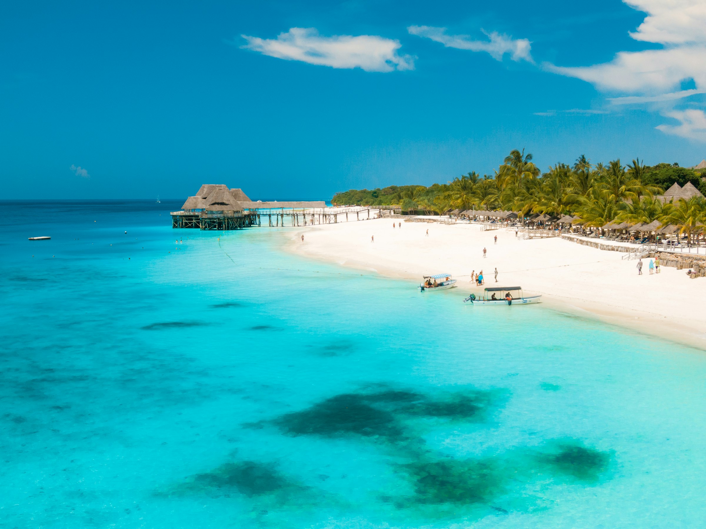Turquoise water on a Zanzibar beach